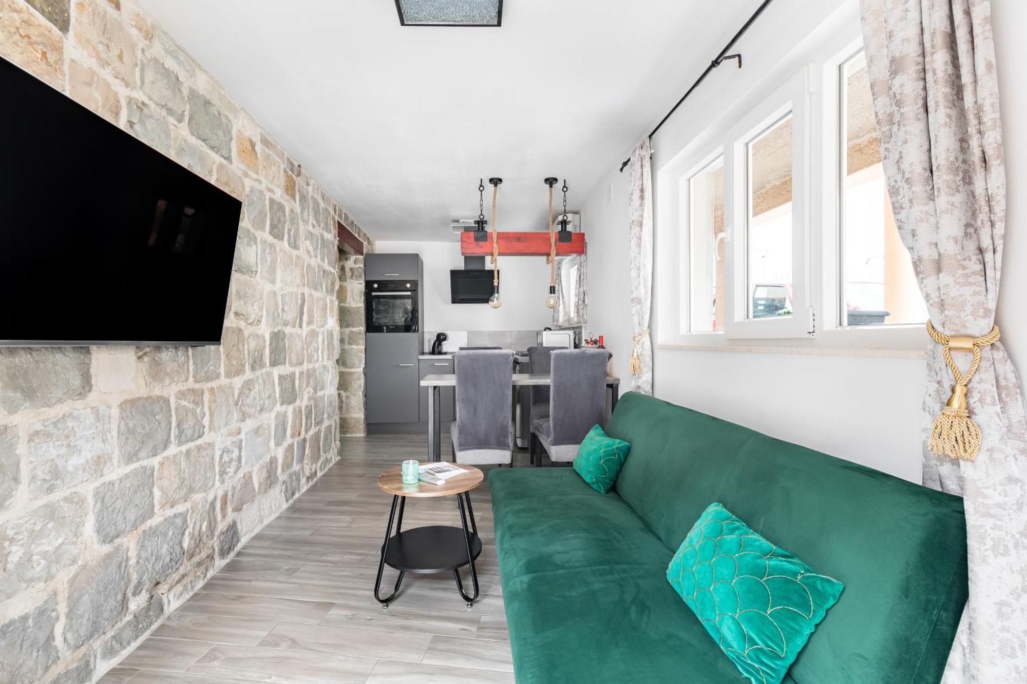 Heritage Apartman Geza In Centar With Private Parking Kaštela Exteriér fotografie